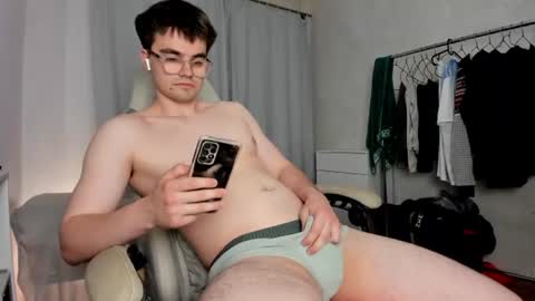 Hey there Im Jame online show from June 9, 8:30 pm