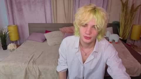 JameMiller online show from April 14, 6:27 am