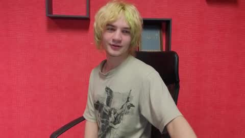 JameMiller online show from April 7, 9:17 pm