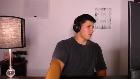 james_cr online show from October 4, 4:54 am