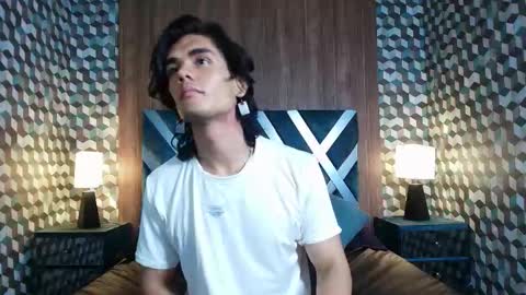 james_morrisonm online show from December 20, 8:38 pm