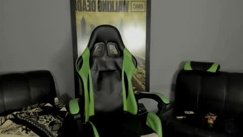 Jamesinked  online show from March 1, 3:10 am