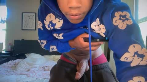 jameskash03 online show from June 19, 5:41 pm