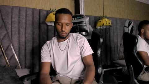 James  online show from April 1, 12:44 am