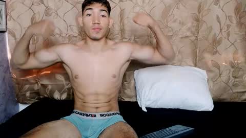 Jamithindependent model online show from March 13, 1:58 pm