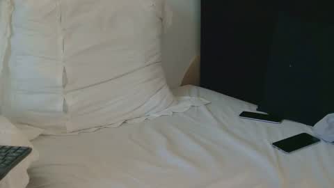 janehotmilf online show from September 22, 2:43 pm