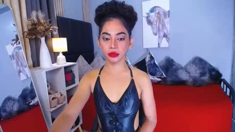 Snapshot of janemonet chatting on December 3, 1:14 am janemonet online show from December 3, 1:14 am