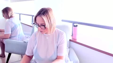 JANE TURNER MILF online show from February 6, 1:21 pm