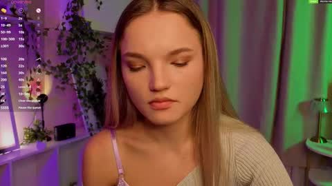 Hi Im Alice and here youll find something online show from December 2, 7:18 am