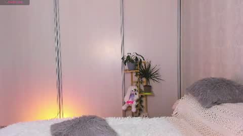 Janice online show from June 23, 4:09 am