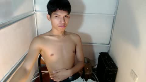 janlloyd04 online show from April 2, 3:30 pm