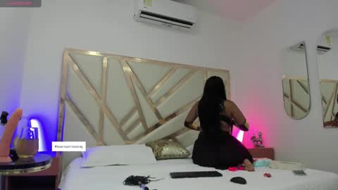 Snapshot of janna_foxx chatting on October 12, 3:43 am janna_foxx online show from October 12, 3:43 am