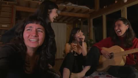   jmaybe e online show from September 15, 1:29 am