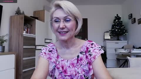 Jasmin room for people 40 online show from December 19, 1:40 pm