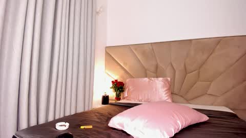 jasmin_melons online show from October 17, 3:43 am