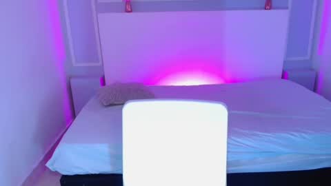 Snapshot of jasminebella0 chatting on March 9, 5:55 am jasminebella0 online show from March 9, 5:55 am