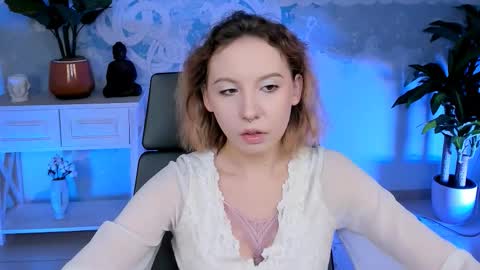 Snapshot of jasminemilko chatting on October 23, 5:31 am Jasmine online show from October 23, 5:31 am