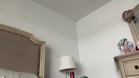 Jasmine Tate online show from March 18, 7:31 pm