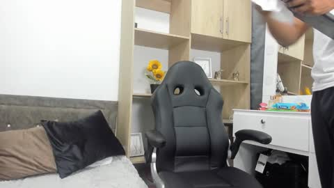 Jason online show from October 18, 10:25 pm