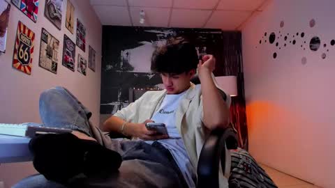 JASON online show from February 18, 4:01 am