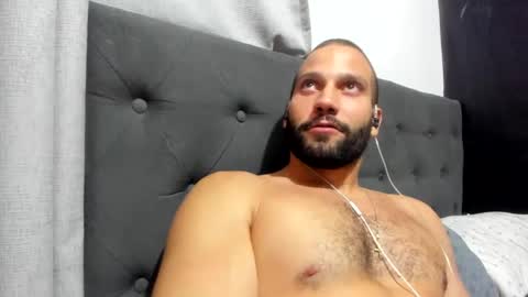    online show from November 20, 4:33 am