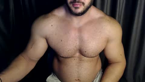 Snapshot of jasphermscl chatting on December 7, 2:03 am JaspherMscl online show from December 7, 2:03 am