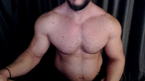 Snapshot of jasphermscl chatting on February 17, 9:43 pm JaspherMscl online show from February 17, 9:43 pm