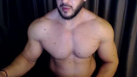 Snapshot of jasphermscl chatting on March 11, 10:31 pm JaspherMscl online show from March 11, 10:31 pm