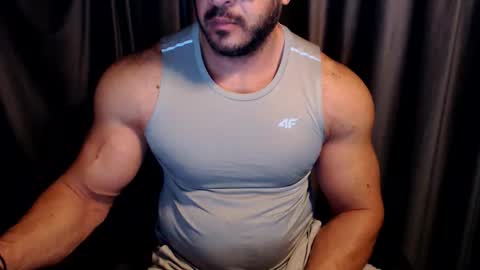 Snapshot of jasphermscl chatting on October 16, 3:50 am JaspherMscl online show from October 16, 3:50 am