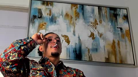 Lil Dark online show from December 15, 8:30 am