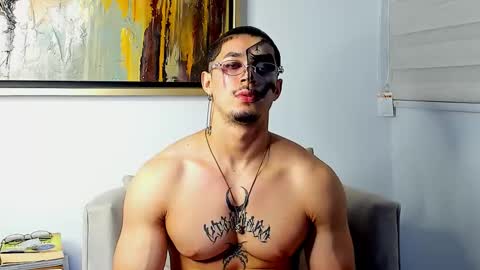 Lil Dark online show from November 1, 5:50 am