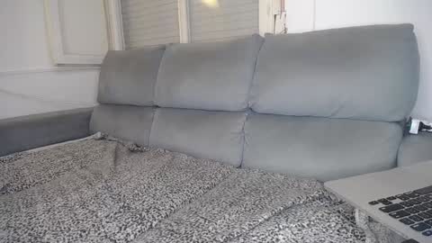 Javier  online show from December 20, 11:05 pm