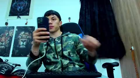 Javier online show from March 3, 2:04 am