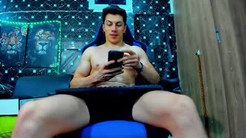 Javier online show from September 16, 2:13 am