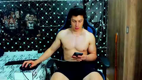Javier online show from May 16, 6:21 am