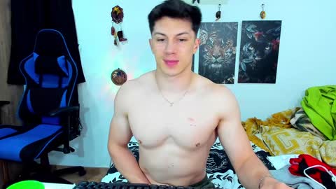 Javier online show from January 28, 11:28 pm