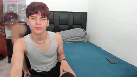 javieryalejandro online show from June 17, 2:00 pm