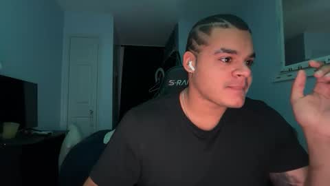 javiSdick online show from January 31, 10:40 pm