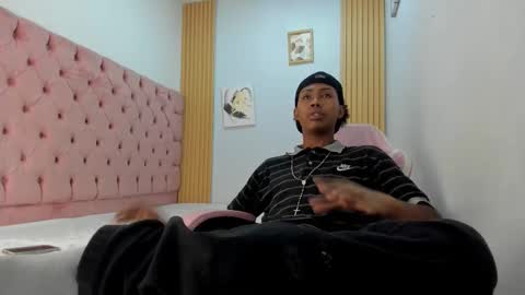 jax_maliq online show from November 21, 3:04 am