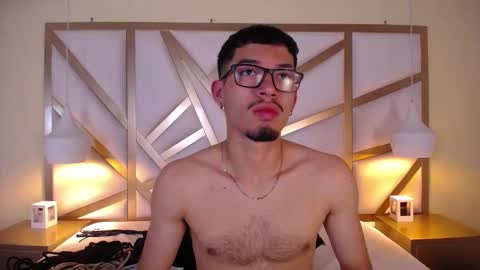 jaxon_carter online show from December 3, 1:04 am