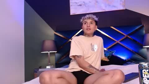 JAX online show from January 18, 4:10 am