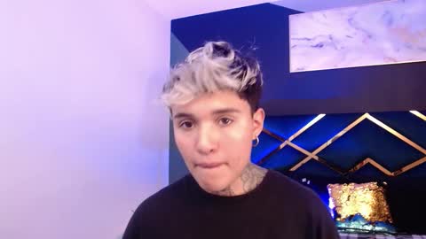 JAX online show from December 18, 5:47 am