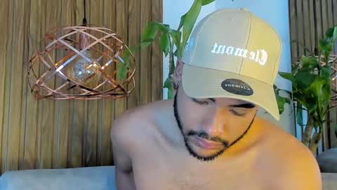 Jay Rock online show from November 28, 4:20 am