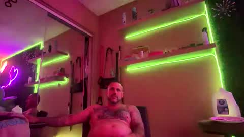 jay_banks0420 online show from December 5, 11:52 am