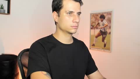 Jay Alvarrez online show from January 28, 7:00 pm