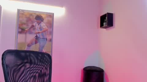 Jay Alvarrez online show from December 19, 6:36 pm