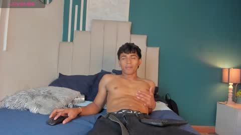 jaycobblack1 online show from November 29, 12:35 pm