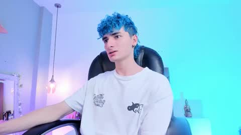 jaydenvillalobos online show from October 7, 3:19 pm