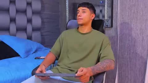 jaze_bradley online show from November 5, 11:45 am