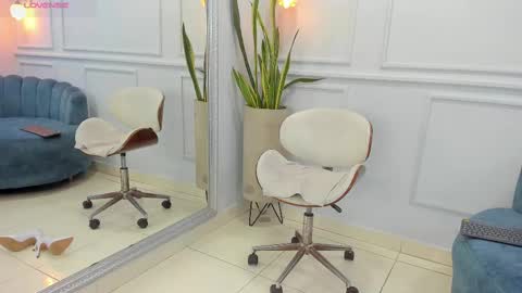 Jasmine  online show from March 8, 3:50 am